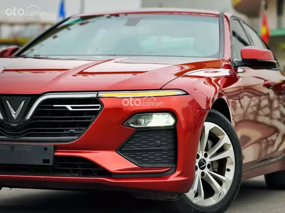 VinFast LUX A2.0 Tiêu chuẩn 2020 - Đỏ đẹp xuất sắc