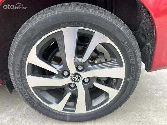 Toyota Yaris 1.5G 2018 - Yaris nhập khẩu màu đỏ 2018