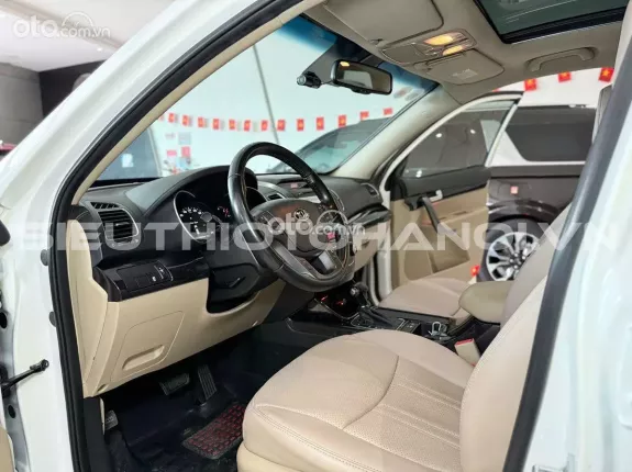 Kia Sorento 2WD 2.2 DATH 2016 - Xe đảm bảo chất lượng cam kết không lỗi, hỗ trợ kiểm tra tại hãng