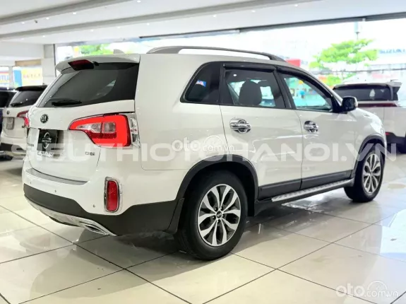 Kia Sorento 2WD 2.2 DATH 2016 - Xe đảm bảo chất lượng cam kết không lỗi, hỗ trợ kiểm tra tại hãng