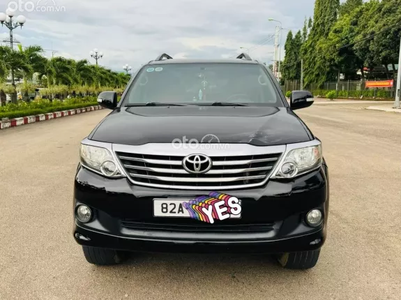 Toyota Fortuner 2.7V 2013 - Xe gia đình bán đủ rất đẹp khó đỗi xe trả góp ngân hàng