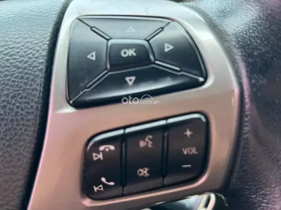 Ford Ranger 2016 - Xe máy dầu hai cầu nhập khẩu bản đủ