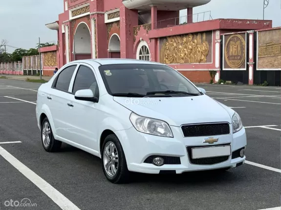 Chevrolet Aveo LT 1.5 MT 2017 - Hỗ trợ cho trả chậm 6 tháng 0 lãi