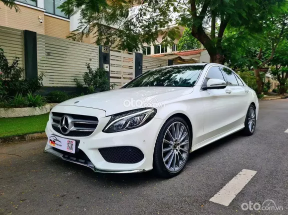 Mercedes-Benz C300 AMG 2018 - TRẮNG NGỌC TRINH SIÊU ĐẸP - BAO CHUẨN