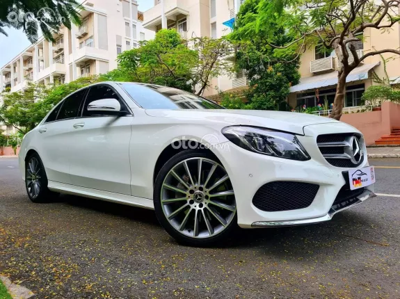 Mercedes-Benz C300 AMG 2018 - TRẮNG NGỌC TRINH SIÊU ĐẸP - BAO CHUẨN