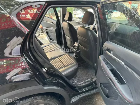 Kia Sonet 1.5 Premium 2023 - Gầm cao 5 chỗ giá rẻ, số tự động đời cao