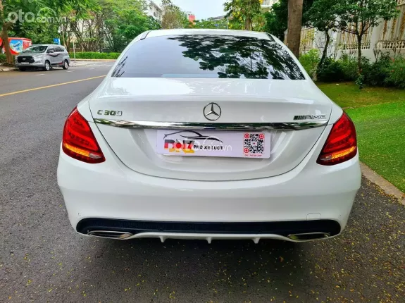 Mercedes-Benz C300 AMG 2018 - TRẮNG NGỌC TRINH SIÊU ĐẸP - BAO CHUẨN