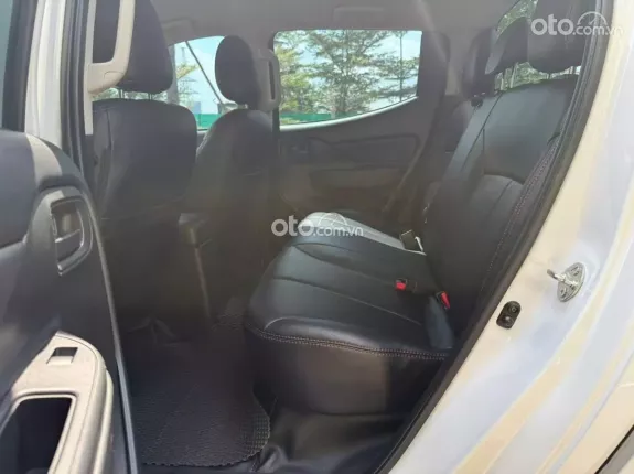 Mitsubishi Triton 4×4 AT MIVEC 2021 - Xe đẹp bản 2 cầu, chủ giữ gìn