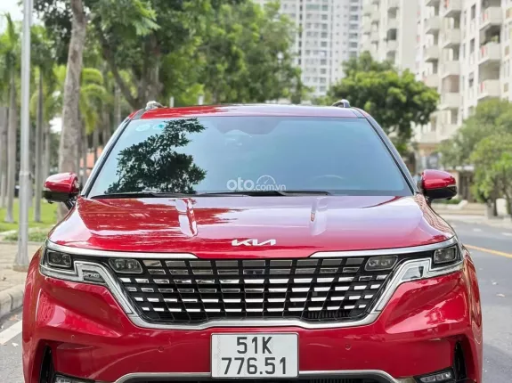 Kia Carnival 2.2D Signature 2023 - Full đỏ up thương gia