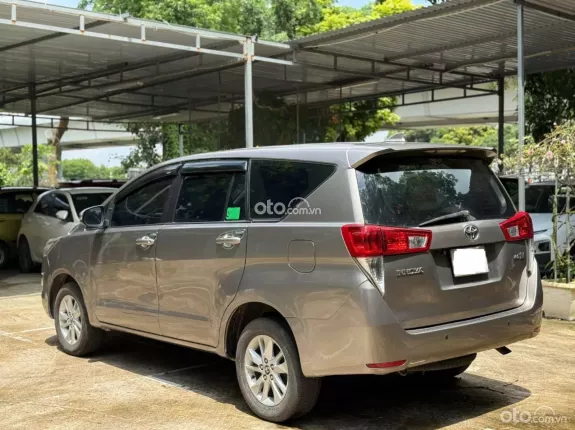 Toyota Innova 2.0E 2018 - Xe tư nhân ko taxi dịch vụ