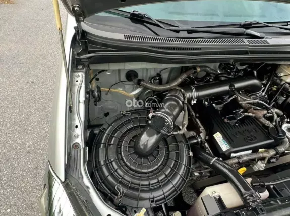 Toyota Innova 2.0G 2010 - Xe gia đình không taxi dịch vụ