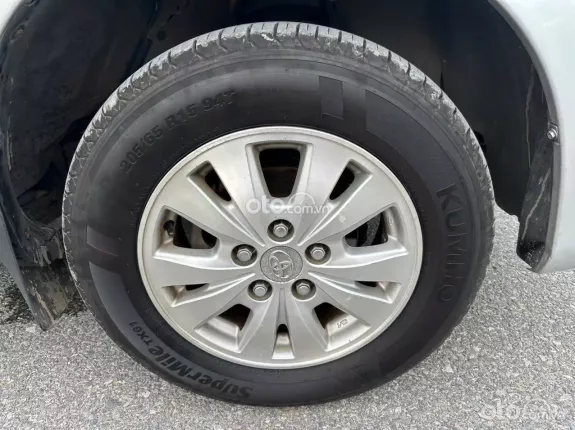 Toyota Innova 2.0G 2010 - Xe gia đình không taxi dịch vụ