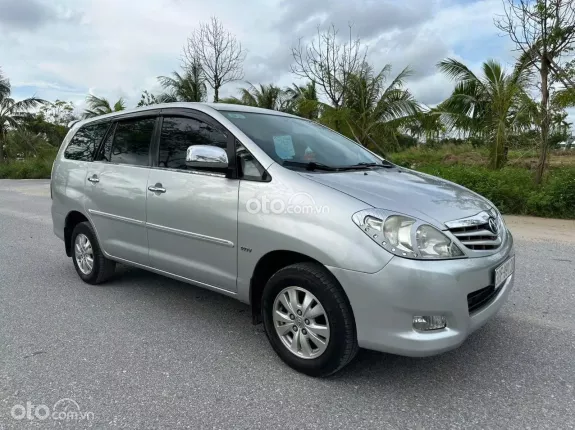 Toyota Innova 2.0G 2010 - Xe gia đình không taxi dịch vụ