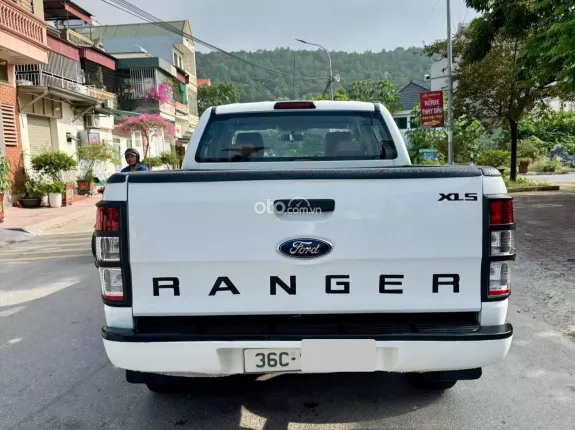 Ford Ranger XLS 2.0L 4x2 AT 2015 - Xe nhập thái đẹp