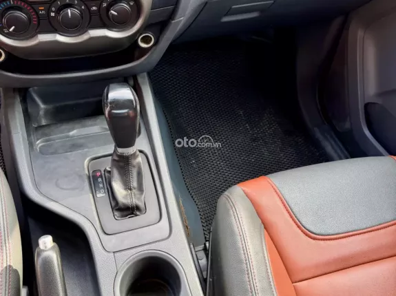 Ford Ranger XLS 2.0L 4x2 AT 2015 - Xe nhập thái đẹp