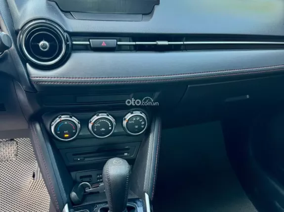 Mazda 2 1.5AT 2016 - Xe đẹp zin cả xe