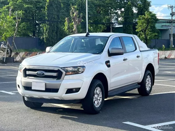 Ford Ranger XLS 2.2 4x2 AT 2016 - XE HOT CÓ SẴN GIAO NGAY!!