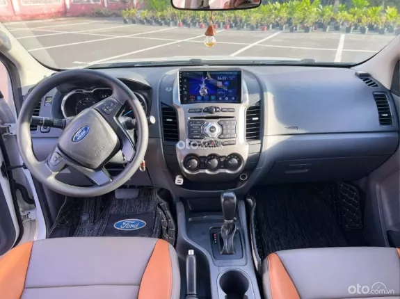 Ford Ranger XLS 2.2 4x2 AT 2016 - XE HOT CÓ SẴN GIAO NGAY!!