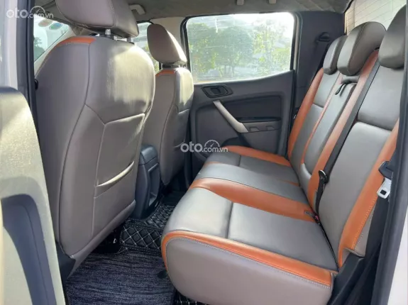 Ford Ranger XLS 2.2 4x2 AT 2016 - XE HOT CÓ SẴN GIAO NGAY!!