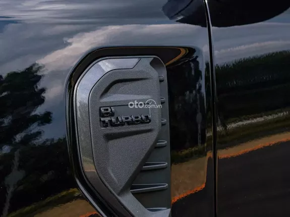 Ford Ranger Wildtrak 2.0l bi-turbo 4x4 10 AT 2022 - Xe lướt đẹp như mới với nhiều tính năng hiện đại