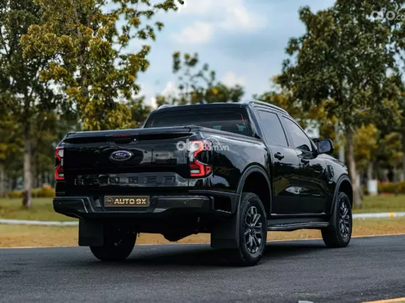 Ford Ranger Wildtrak 2.0l bi-turbo 4x4 10 AT 2022 - Xe lướt đẹp như mới với nhiều tính năng hiện đại