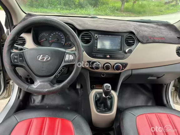 Hyundai Grand i10 Sedan 1.2 MT 2018 - Huyndai Grand i10 sedan 1.2 MT bản đủ đời 2018. Xe đại chất, không lỗi nhỏ. Máy, số, keo chỉ, thân vỏ