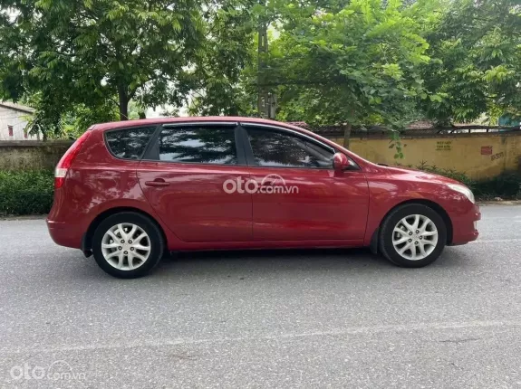 Hyundai i30 CW 1.6 AT 2009 - Đời 2009. Xe nhập khẩu 5 cửa. Tên tư nhân biển 30A Xe đại chất, Máy số keo chỉ zin hết. Nội
