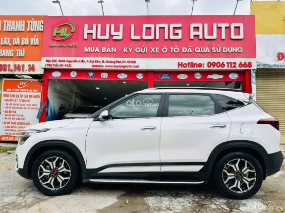 Kia Seltos 1.6 Premium 2021 - 585 triệu