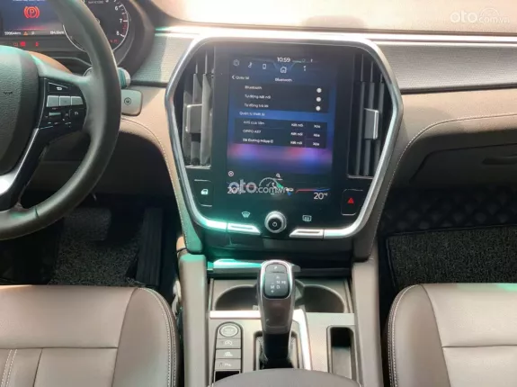 VinFast LUX SA2.0 Cao cấp 2019 - Xe không lỗi nhỏ, odo 12v km