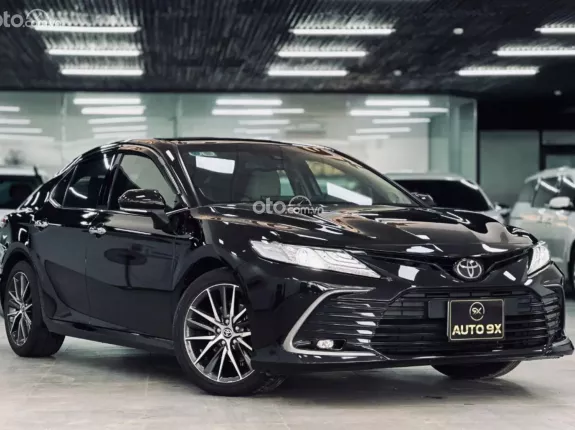 Toyota Camry 2.0Q 2022 - Thiết kế sang trọng đẳng cấp