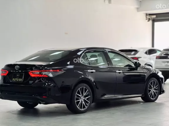 Toyota Camry 2.0Q 2022 - Thiết kế sang trọng đẳng cấp