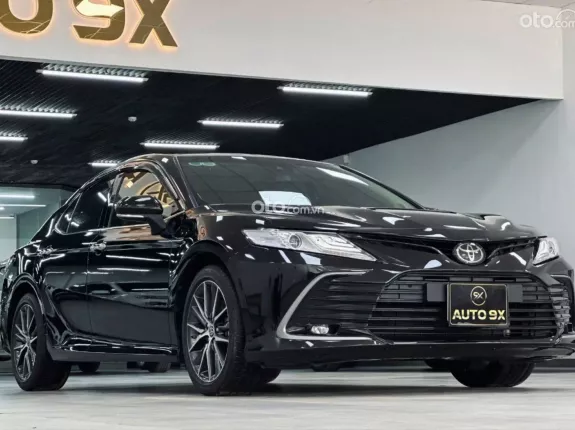 Toyota Camry 2.0Q 2022 - Thiết kế sang trọng đẳng cấp