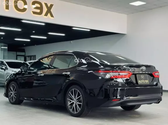 Toyota Camry 2.0Q 2022 - Thiết kế sang trọng đẳng cấp