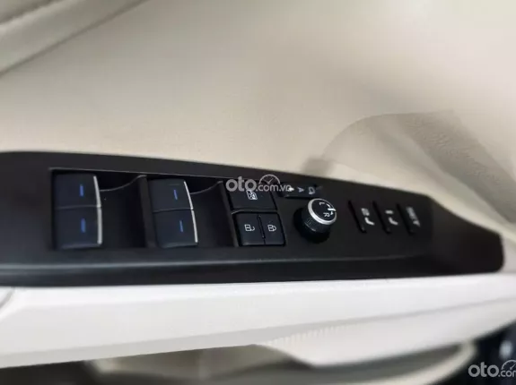 Toyota Camry 2.0Q 2022 - Thiết kế sang trọng đẳng cấp