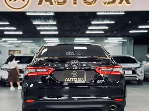 Toyota Camry 2.0Q 2022 - Thiết kế sang trọng đẳng cấp