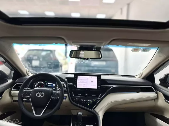 Toyota Camry 2.0Q 2022 - Thiết kế sang trọng đẳng cấp