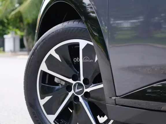 VinFast VF7 Base 2024 - Odo 11 ngàn km