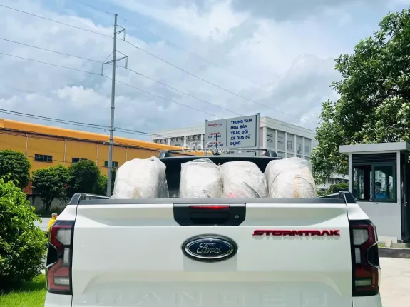Ford Ranger Stormtrak 2024 - Xe bán tải nhập Thái Lan, ODO 20.000km
