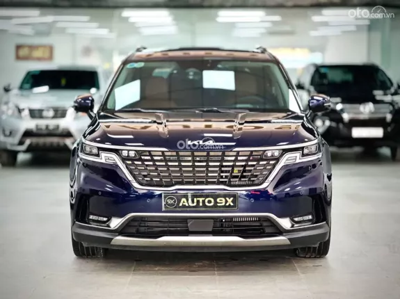 Kia Carnival 2.2D Signature 2022 - Nội thất cao cấp rộng rãi thoải mái