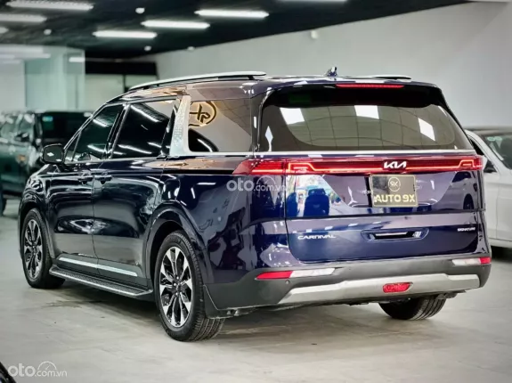 Kia Carnival 2.2D Signature 2022 - Nội thất cao cấp rộng rãi thoải mái