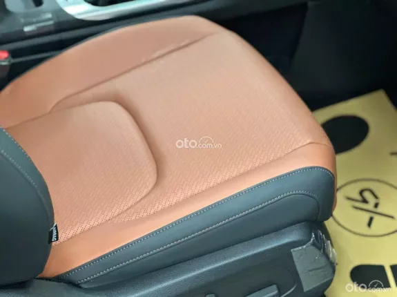 Kia Carnival 2.2D Signature 2022 - Nội thất cao cấp rộng rãi thoải mái