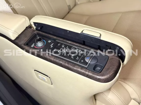 Toyota Alphard Executive Lounge 2022 - Xe zin nguyên bản theo hãng