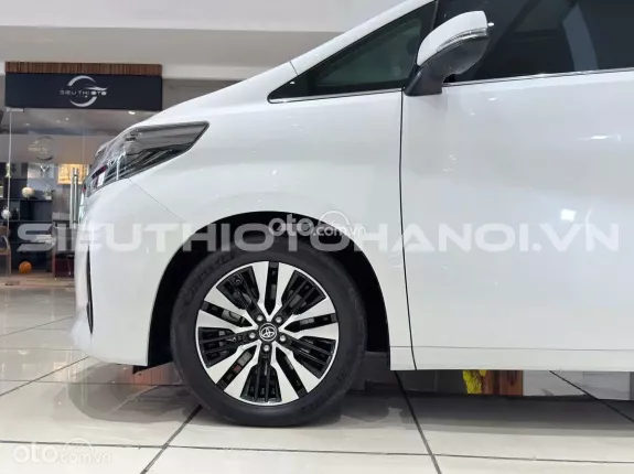 Toyota Alphard Executive Lounge 2022 - Xe zin nguyên bản theo hãng