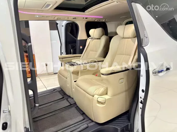Toyota Alphard Executive Lounge 2022 - Xe zin nguyên bản theo hãng
