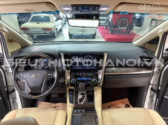 Toyota Alphard Executive Lounge 2022 - Xe zin nguyên bản theo hãng