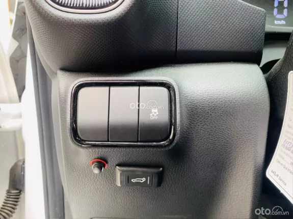 Kia Sonet 1.5 Luxury 2025 - Xe gia đình nhỏ gọn tinh tế - Giá tốt liên hệ ngay