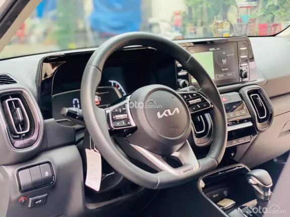 Kia Sonet 1.5 Luxury 2025 - Xe gia đình nhỏ gọn tinh tế - Giá tốt liên hệ ngay