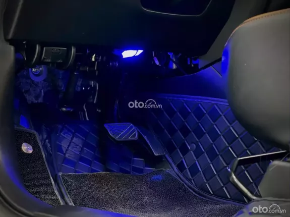 Suzuki Swift GLX 1.2 CVT 2023 - Xe cá tính trẻ trung, màu trắng nổi bật