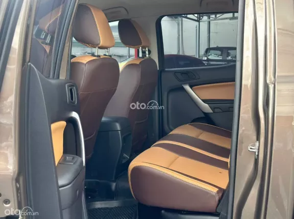 Ford Ranger XLS 2.2 4x2 AT 2022 - FORD RANGER 2022 SỐ TỰ ĐỘNG_XE GIA ĐÌNH ĐI RẤT ÍT