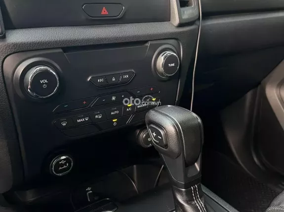 Ford Everest 2.0E 2018 - FORD EVEREST 2018 XE ĐI RẤT KỸ_BAO TEST HÃNG CÓ HỖ TRỢ VAY